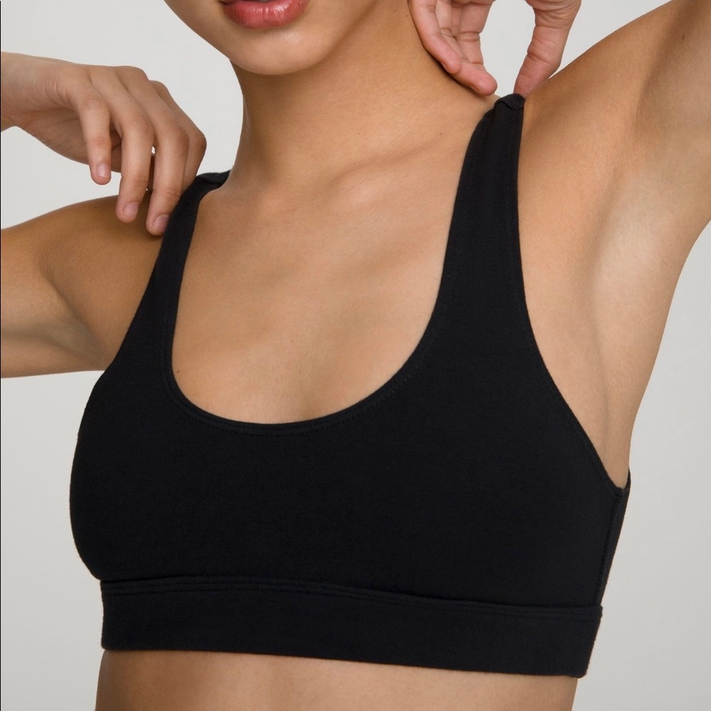 Good American Essential Scoop Bra